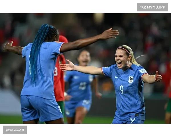 凯拉·沃尔什转投切尔西即夺三冠王 英女足中场核心价值尽显